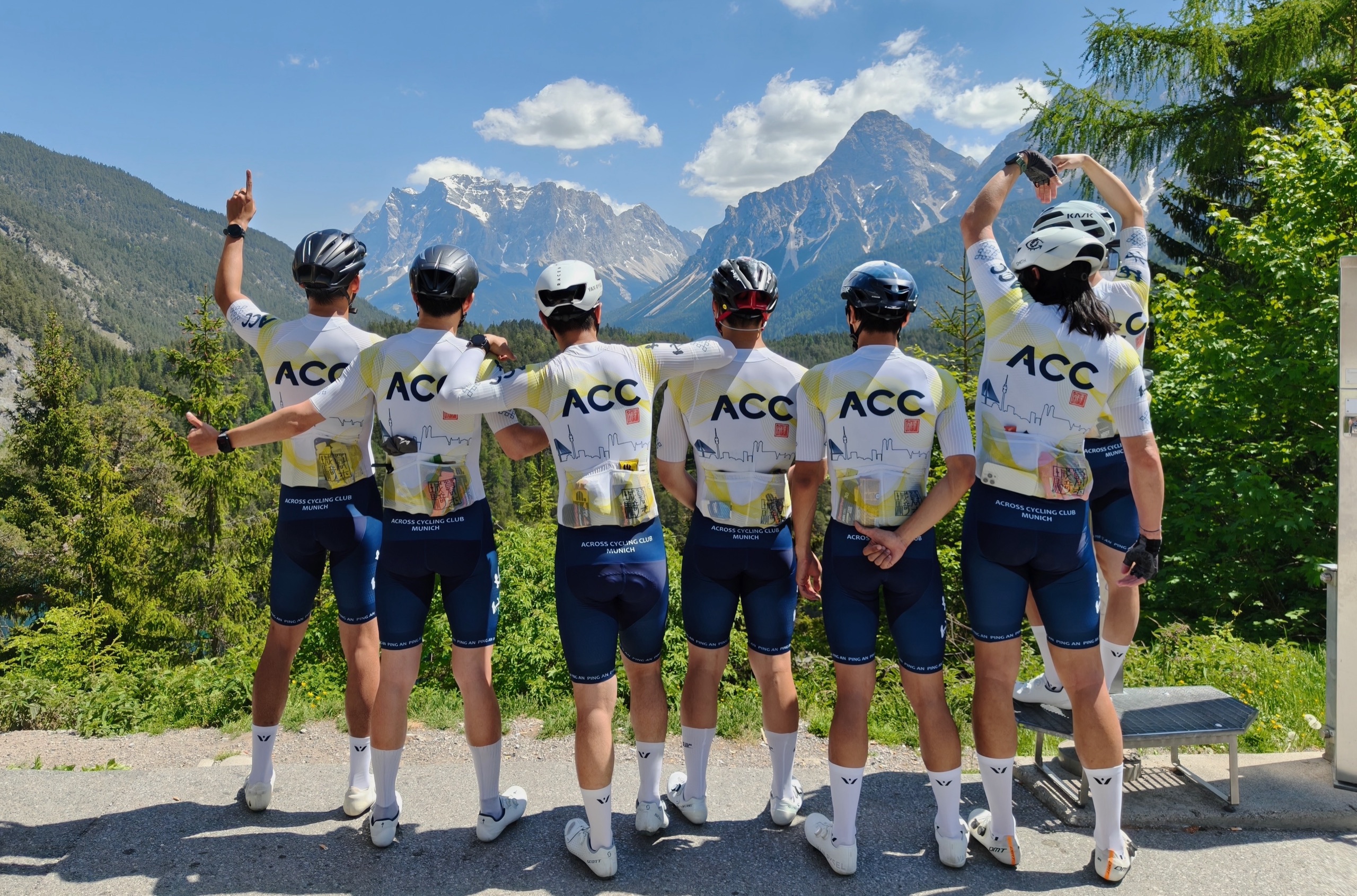 Eaglet Program 3.0 · Session 2｜Group Riding Skills